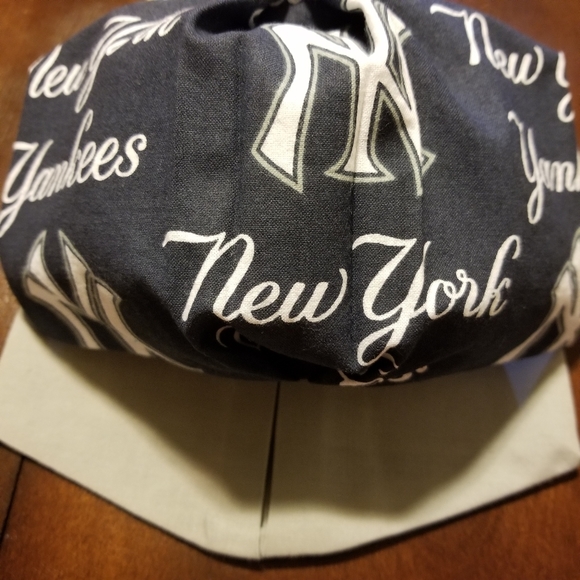 RELISTED New York Yankees Cotton Facemask - Picture 3 of 9